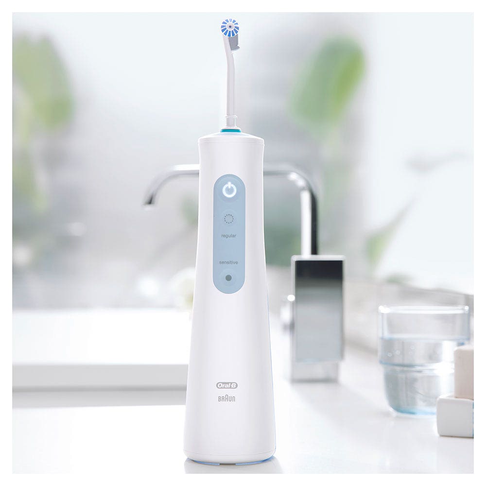 Oral-B Aquacare Water Dental Floss With Oxyjet Technology