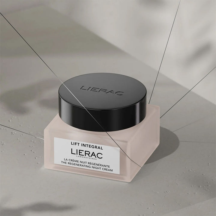 Lierac Lift Intégrale REPÉLIGNATION CRÈME NUILLE REFILLER Tous les types de peau 50 ml (1,69fl oz)