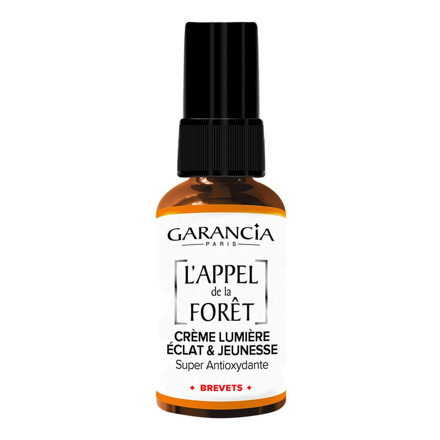 Garancia L'Appel de la For t Crème Légère Éclat &amp; Jeunesse 30 ml (1,01 fl oz) 