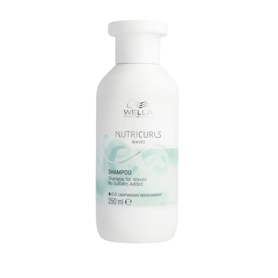 Wella Professionals Nutricurls Shampoing léger nourrissant pour cheveux ondulés 250 ml 