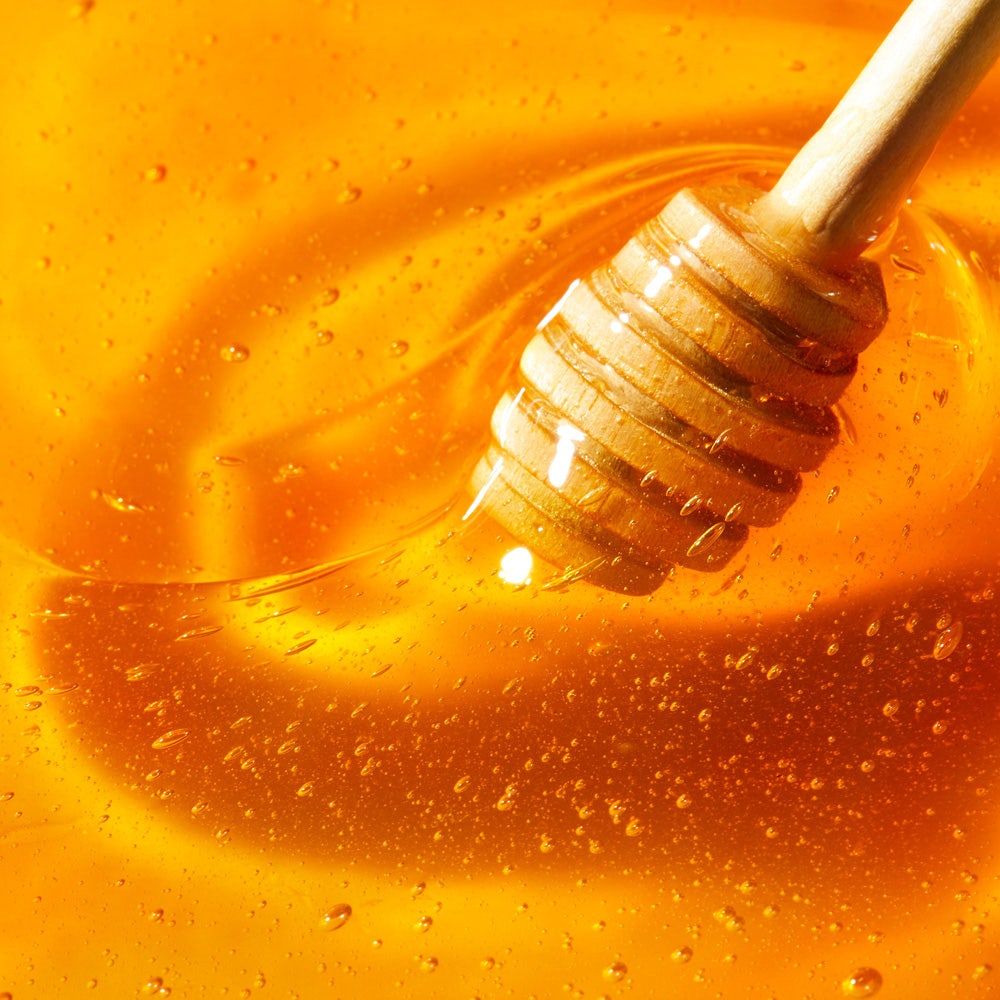 NUXE Rêve de Miel Lip Moisturizing Stick Duo with Honey and Sunflower
