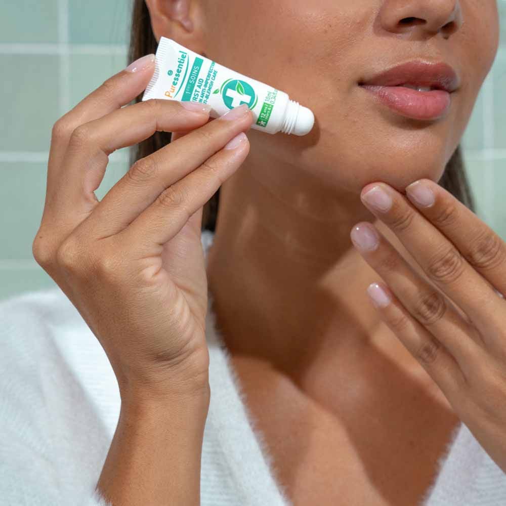 Puressentiel S.o.s. Skin Anti-Blemish Care Roll-on 5ml (0.16fl oz)
