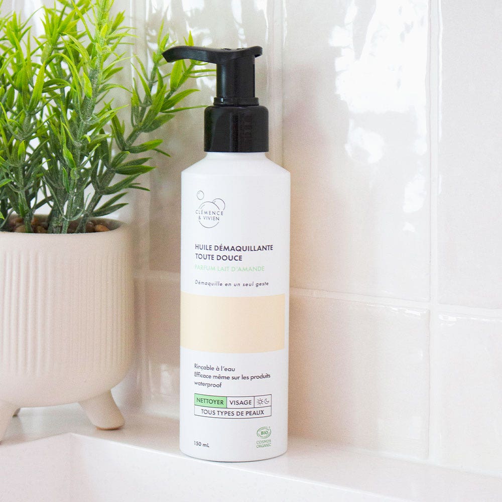 Clemence&Vivien Gentle cleansing oil almond milk fragrance 150 ml (5.07fl oz)