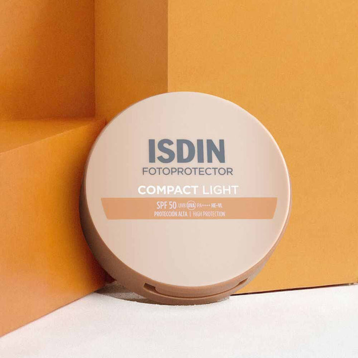 Isdin Fotoprotector Compact Light SPF 50 10g (0.35oz)