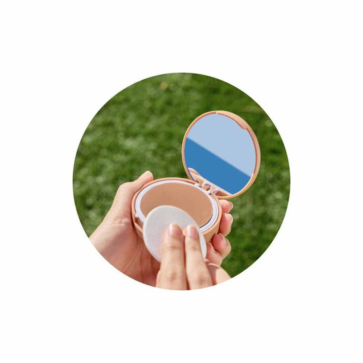 Isdin Fotoprotector Compact Light SPF 50 10g (0.35oz)
