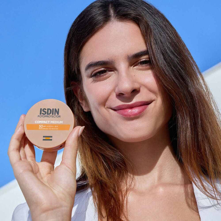 Isdin Fotoprotector Medium SPF 50 foundation 10 g (0.35oz)