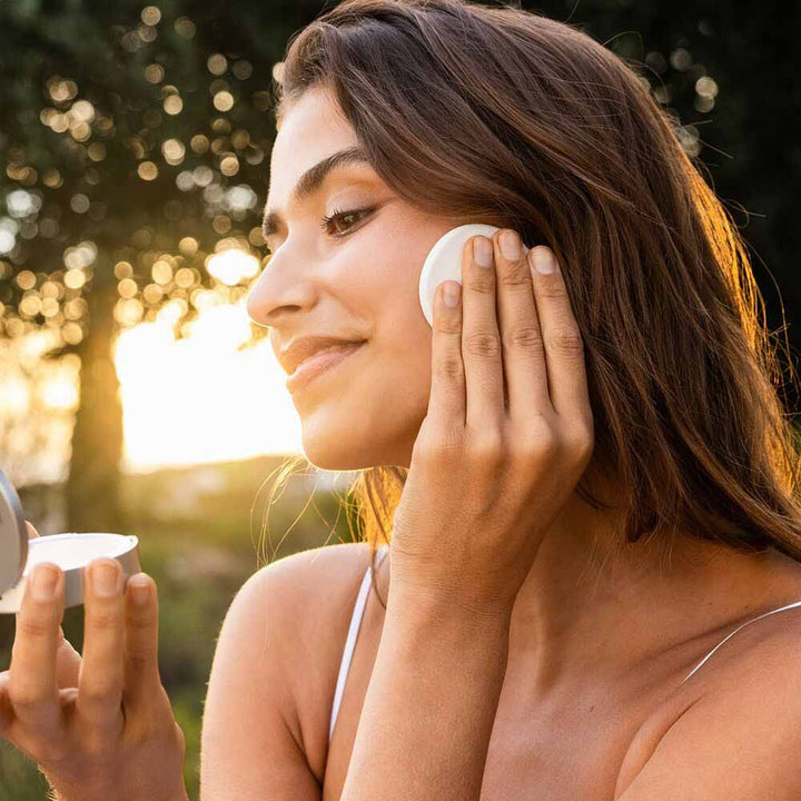 Isdin Fotoprotector Compact Bronze SPF 50 10 g (0.35oz)