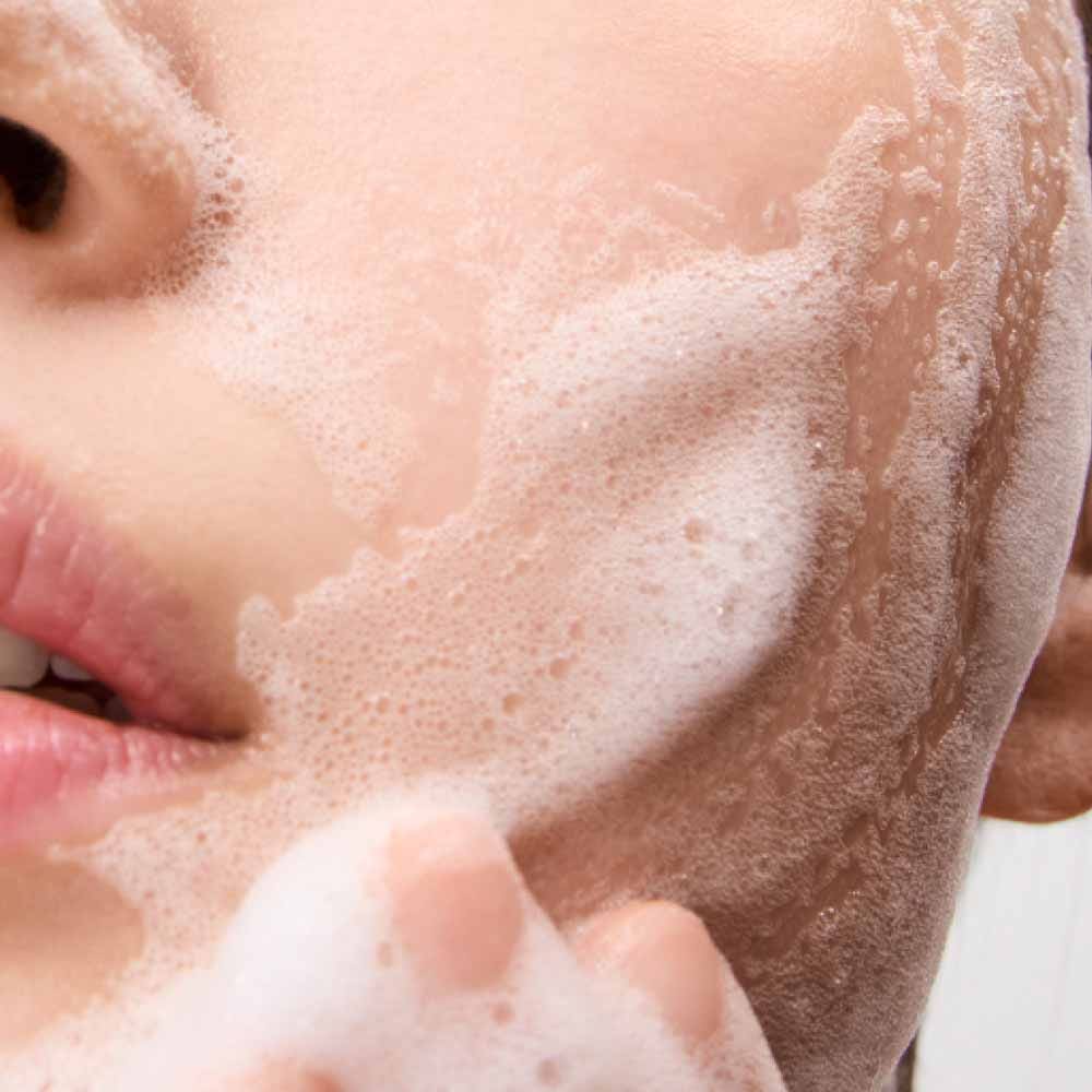 Bioderma Sebium Gel moussant actif 200 ml (6,76 fl oz) pour la peau grasse sujette à l'acné