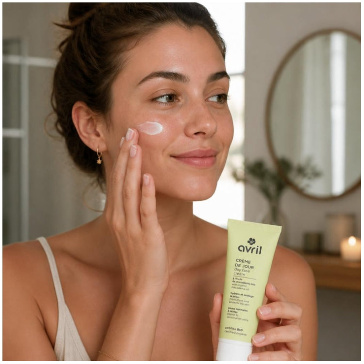 Avril Organic كريم نهاري بزيت المكاديميا للبشرة العادية إلى المختلطة 50ml
