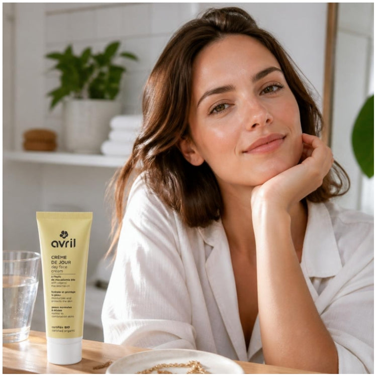 Avril Organic كريم نهاري بزيت المكاديميا للبشرة العادية إلى المختلطة 50ml