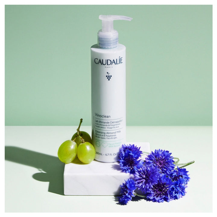 Caudalie Vinoclean Gentle Cleansing Milk Face and eyes 200ml (6.76fl oz)