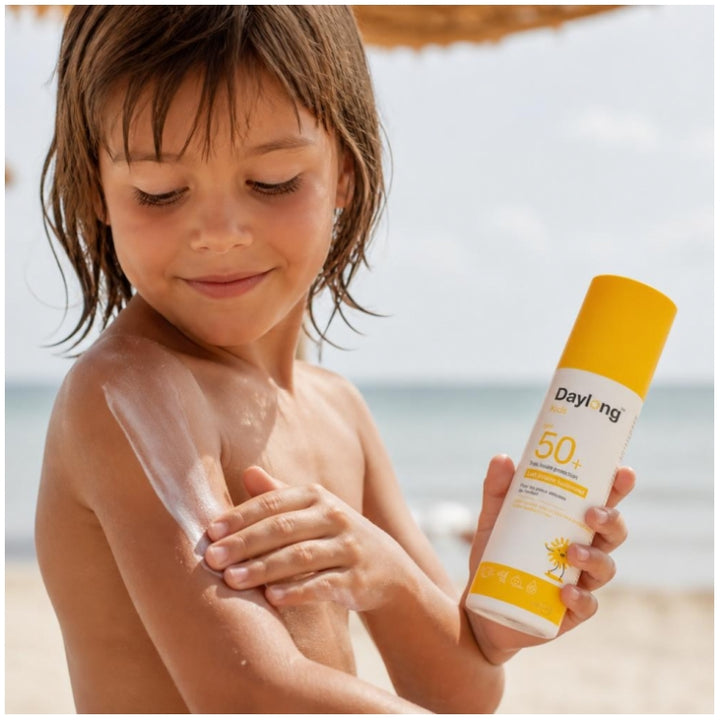 Galderma Daylong Sunscreens lotion with liposomes SFP50+ Children 150ml (5.07fl oz)