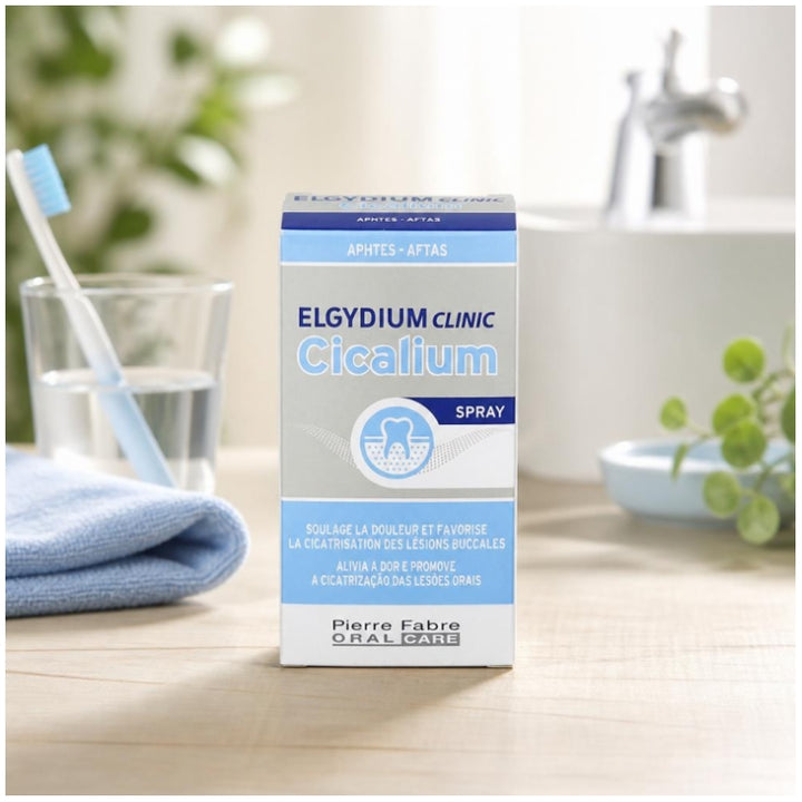 Elgydium Clinic Cicalium Spray Aphtes et lésions buccales 15ml (0.51fl oz)
