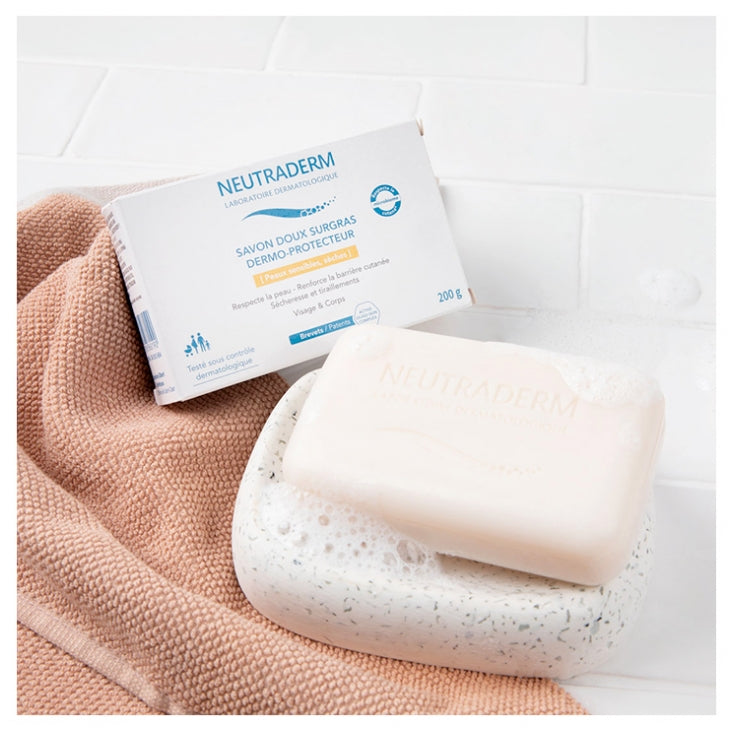 Neutraderm Dermo-protective Savon solide ultra-riche pour peau sèche 200g
