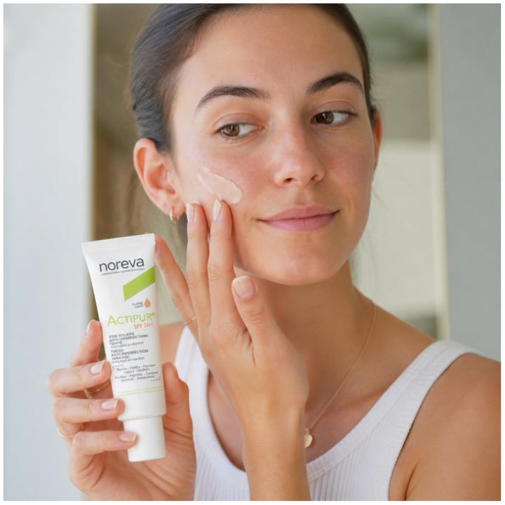 Noreva Actipur SPF50+ Protector solar con color anti-imperfecciones 30ml