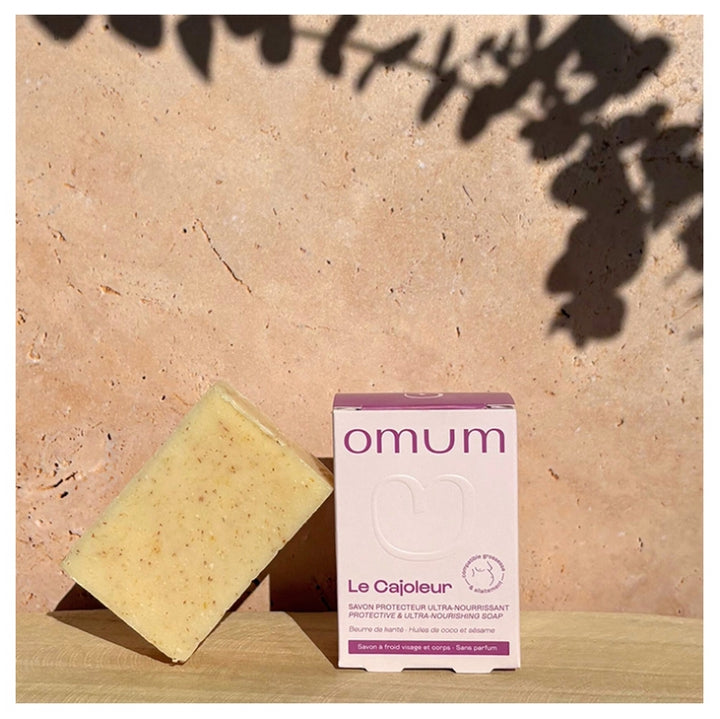 Omum Le Cajoleur Sapone biologico protettivo ultra-nutriente 100g