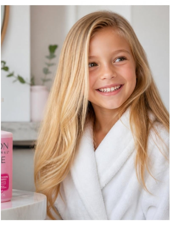 Revlon Professional Equave Kids Shampoo profumato alla fragola 300ml