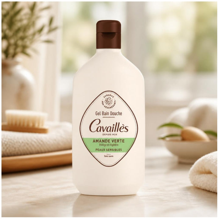 Rogé Cavaillès Green Almond Bath & Shower Gel Sensitive Skin 400ml (13.52fl oz)