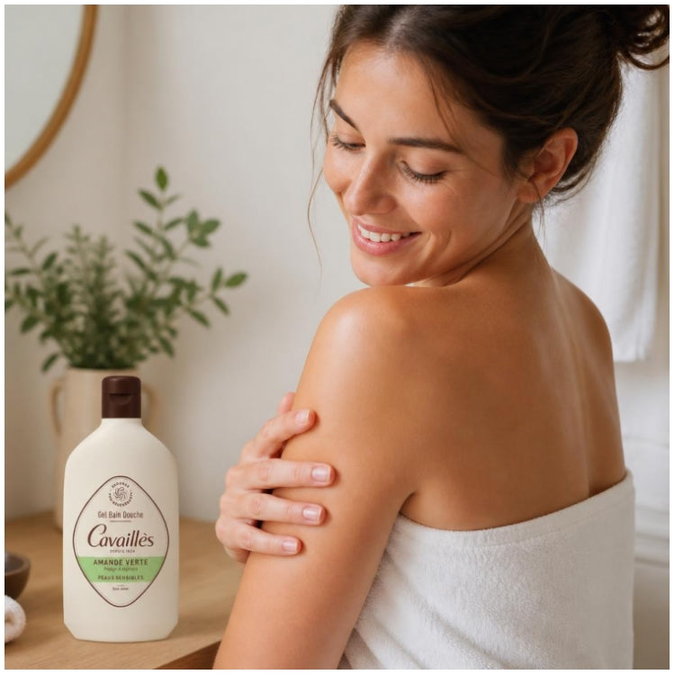 Rogé Cavaillès Green Almond Bath & Shower Gel Sensitive Skin 400ml (13.52fl oz)