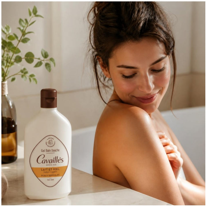 Rogé Cavaillès Shower Gel with Milk and Honey