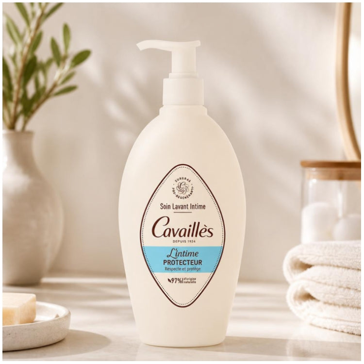 Cavaillès Intimate Dryness Anti-Bacterial Cleansing Care 250ml (8.45fl oz)