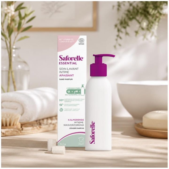 Saforelle Essential Starter Kit Soothing Replenishing Intima Wash Care 1 aluminium bottle + 2 dilution sticks