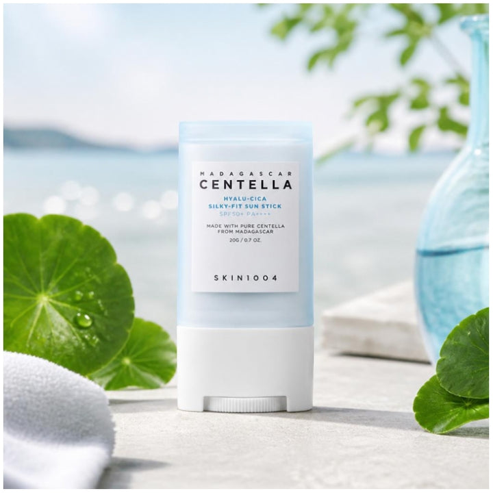 Skin1004 Madagascar Centella Hyalu-Cica silky-fit sun stick SPF50+ 20 g (0.71oz)