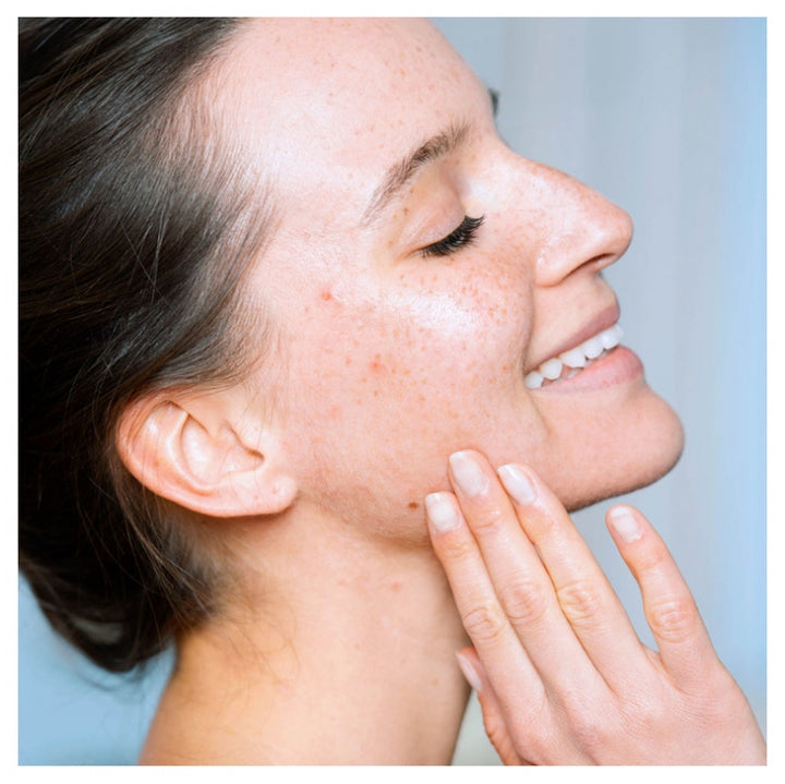 SVR Sebiaclear Micro-Peel ماء مجدد ومنعم 150ml