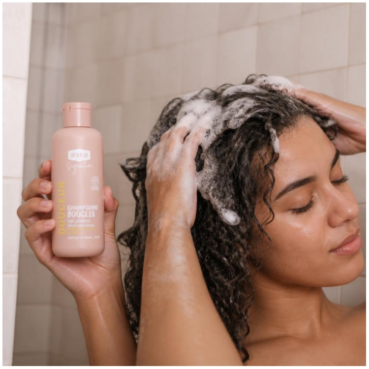 Waam Signature Curls Shampoo 230ml (7.78fl oz)