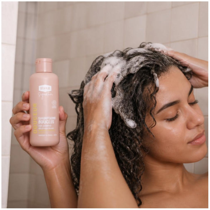 Waam Signature Curls Shampoo 230ml (7.78fl oz)